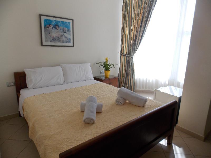 Hotel Veli Sarandë Exteriör bild