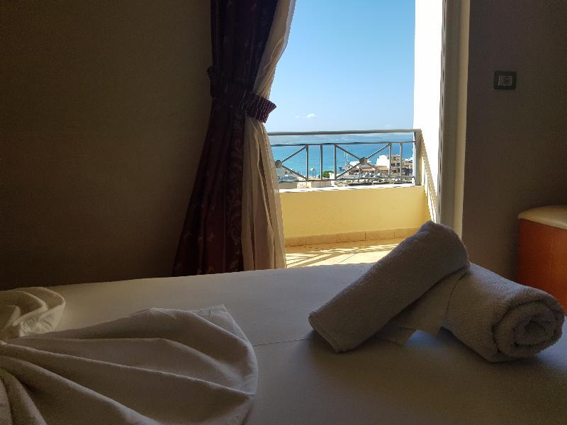Hotel Veli Sarandë Exteriör bild